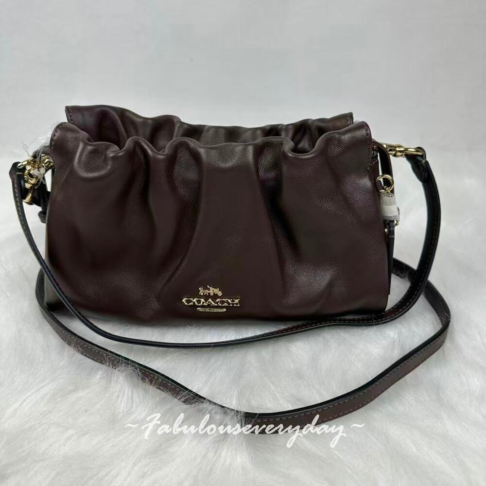 Coach Faye Shoulder Bag Crossbody In smooth leather/Gold/Maple CV529 NWT